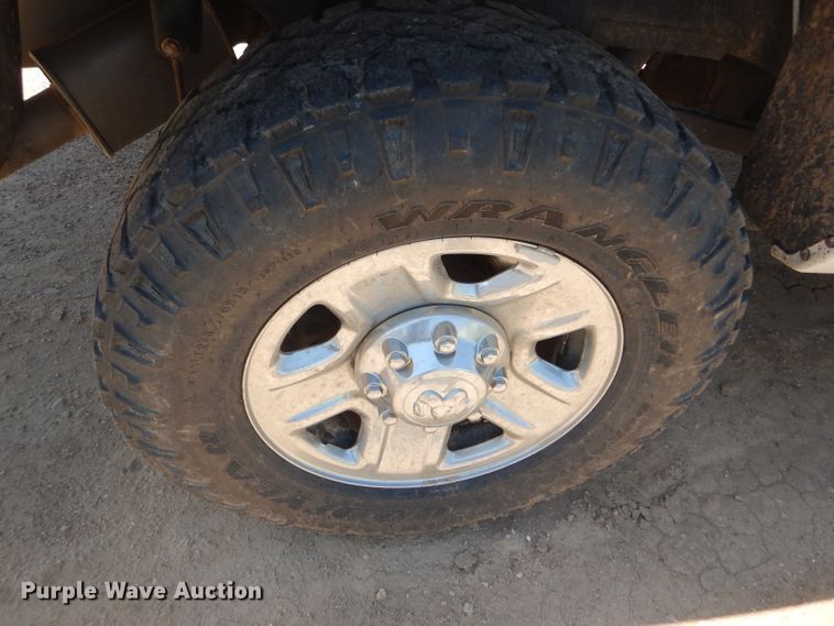 image for item FY9684 2014 Dodge Ram 2500 Crew Cab pickup truck