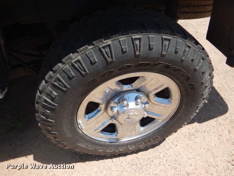 image for item FY9684 2014 Dodge Ram 2500 Crew Cab pickup truck