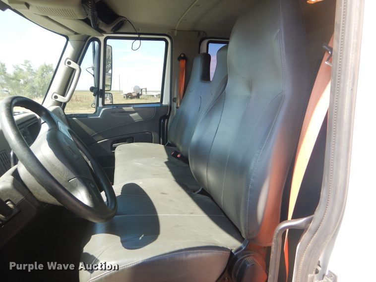 image for item FY9686 2012 International TerraStar Crew Cab flatbed truck