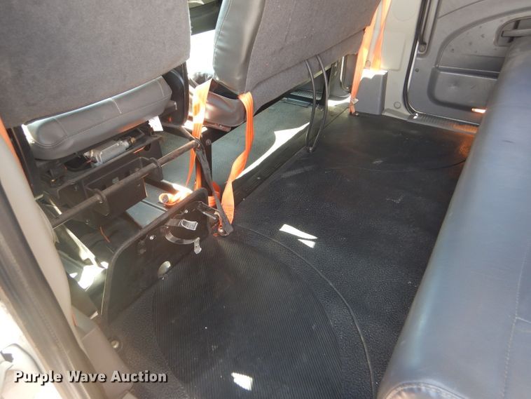 image for item FY9686 2012 International TerraStar Crew Cab flatbed truck