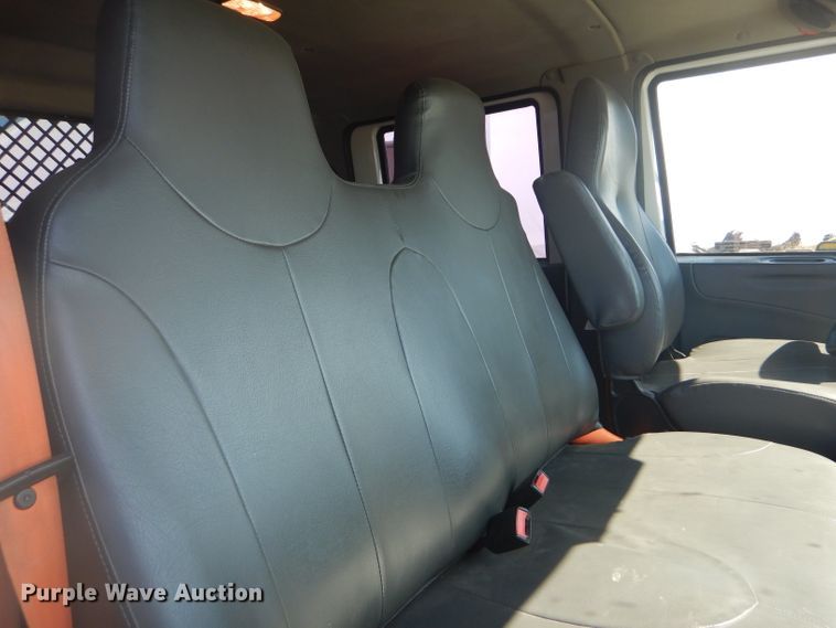 image for item FY9686 2012 International TerraStar Crew Cab flatbed truck