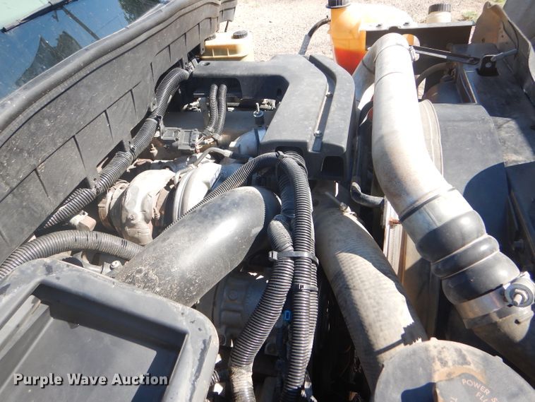 image for item FY9686 2012 International TerraStar Crew Cab flatbed truck