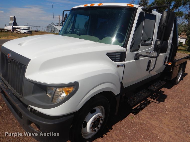 image for item FY9686 2012 International TerraStar Crew Cab flatbed truck
