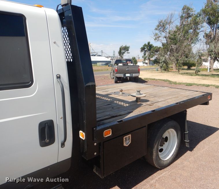 image for item FY9686 2012 International TerraStar Crew Cab flatbed truck