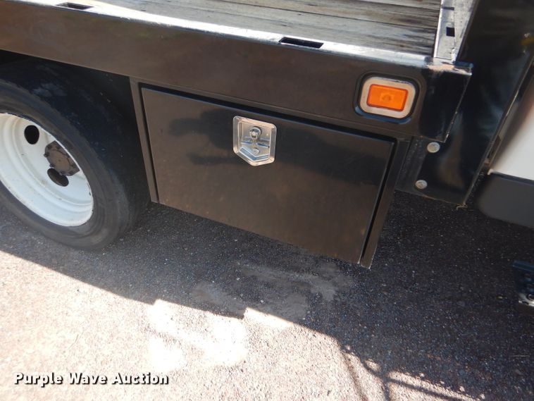 image for item FY9686 2012 International TerraStar Crew Cab flatbed truck