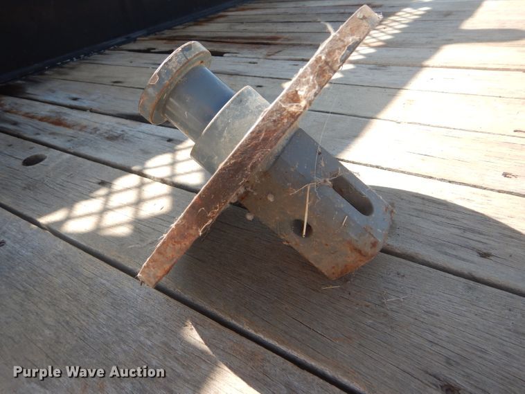 image for item FY9686 2012 International TerraStar Crew Cab flatbed truck