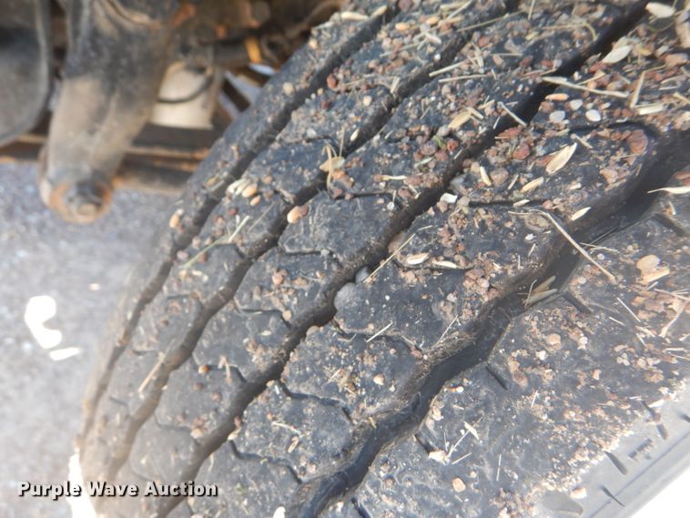 image for item FY9686 2012 International TerraStar Crew Cab flatbed truck