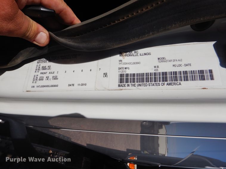 image for item FY9686 2012 International TerraStar Crew Cab flatbed truck