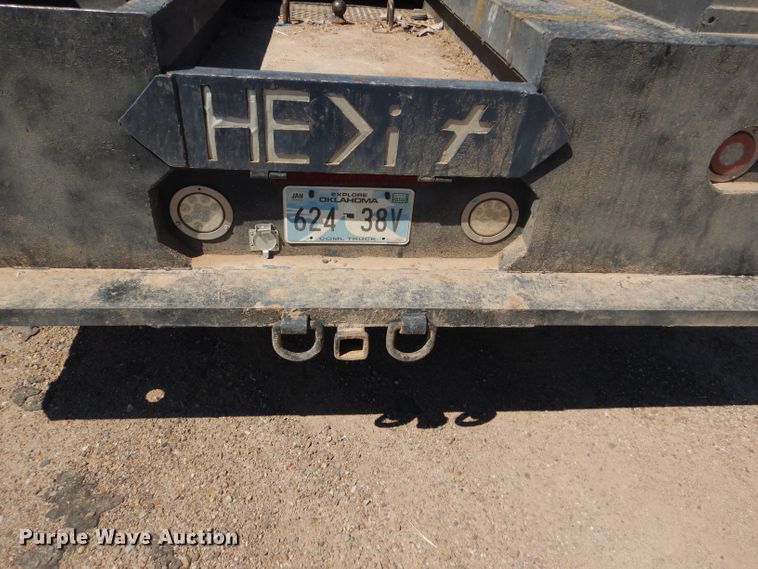 image for item FY9691 2004 Ford F350 Super Duty XLT Crew Cab utility bed pickup truck