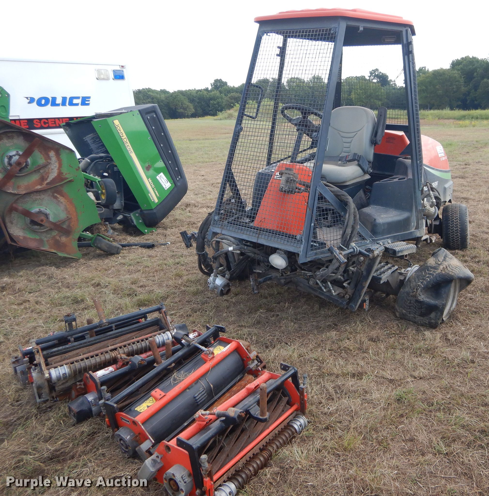 2006 Jacobsen LF3800 lawn mower in Whitesboro, TX Item DI1753 sold