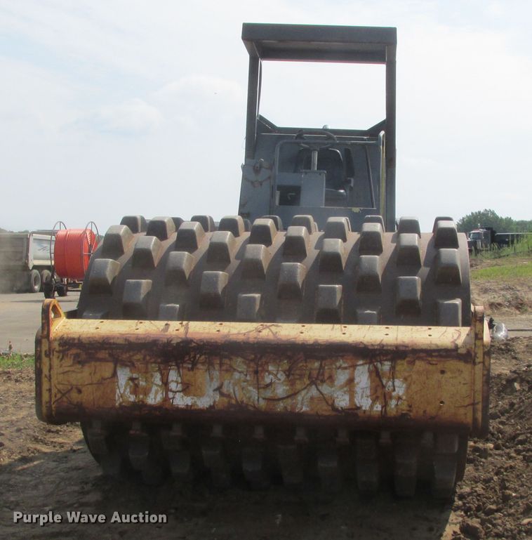 image for item DA8326 1998 Bomag BW213PDH-3 single drum vibratory roller