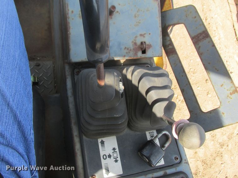 image for item DA8326 1998 Bomag BW213PDH-3 single drum vibratory roller