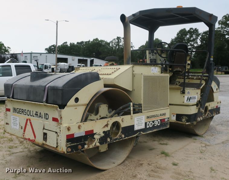 image for item DB10219 1998 Ingersoll Rand DD-90 double drum vibratory roller