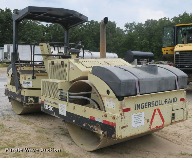 image for item DB10219 1998 Ingersoll Rand DD-90 double drum vibratory roller