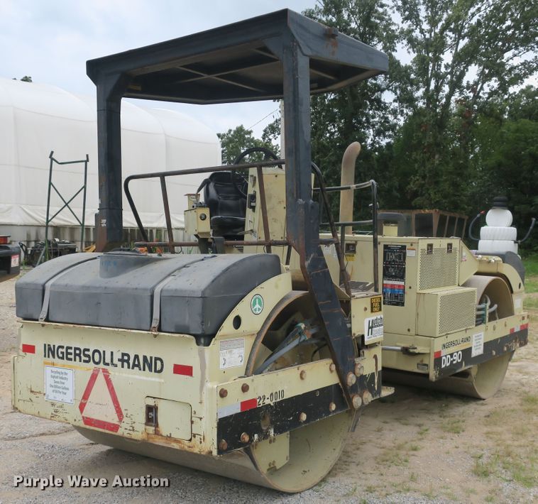 image for item DB10219 1998 Ingersoll Rand DD-90 double drum vibratory roller