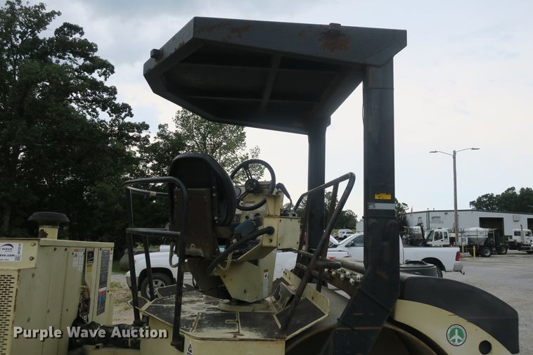image for item DB10219 1998 Ingersoll Rand DD-90 double drum vibratory roller