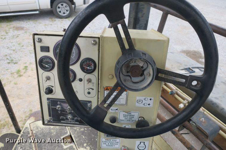image for item DB10219 1998 Ingersoll Rand DD-90 double drum vibratory roller