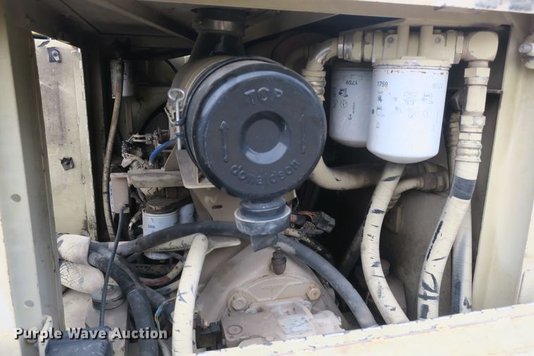 image for item DB10219 1998 Ingersoll Rand DD-90 double drum vibratory roller