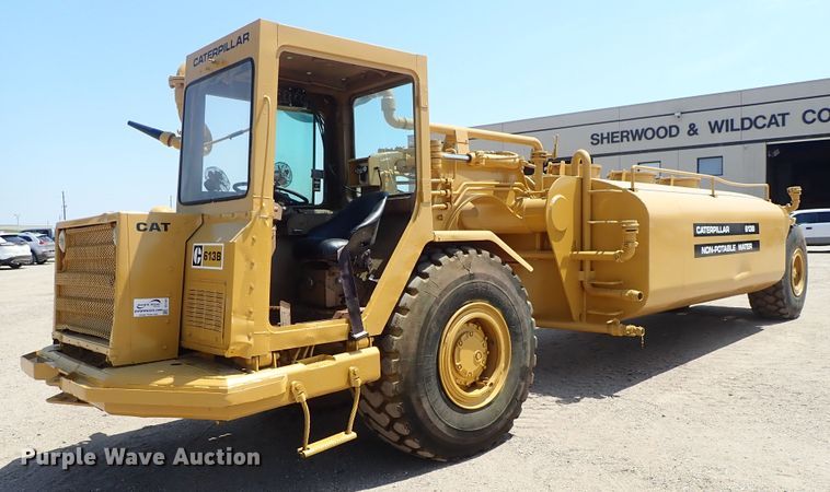 image for item DC1402 1979 Caterpillar 613B water wagon