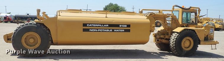 image for item DC1402 1979 Caterpillar 613B water wagon