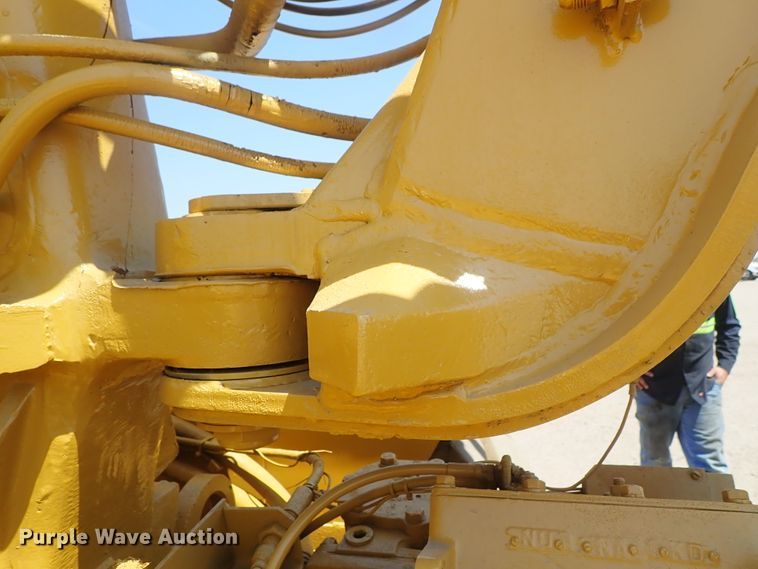 image for item DC1402 1979 Caterpillar 613B water wagon