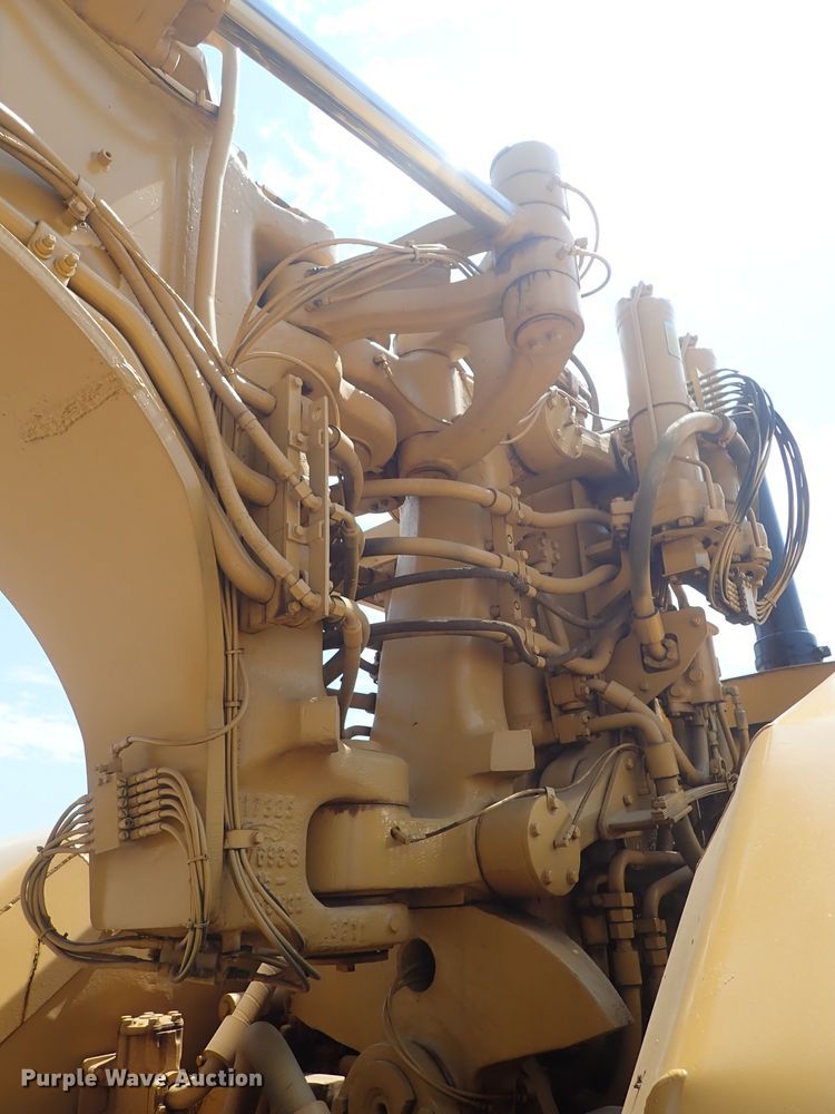 image for item DC1403 1990 Caterpillar 631E Series II conventional scraper