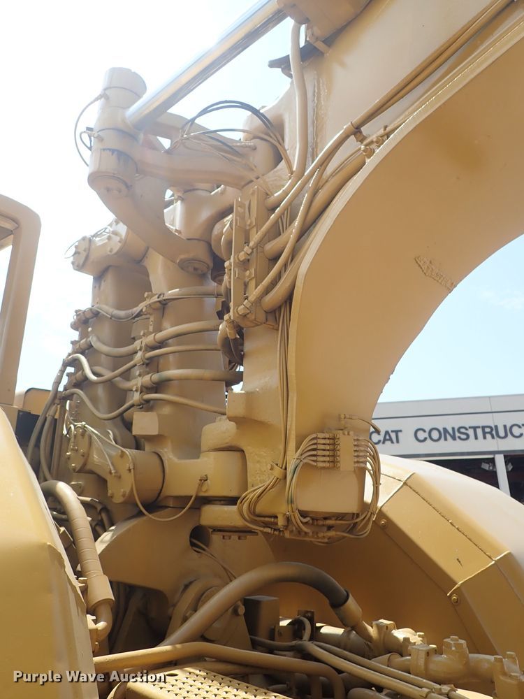 image for item DC1403 1990 Caterpillar 631E Series II conventional scraper