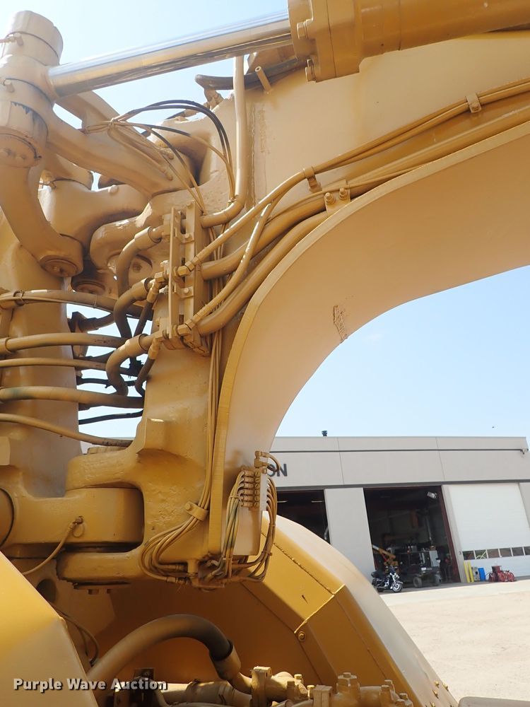 image for item DC1403 1990 Caterpillar 631E Series II conventional scraper