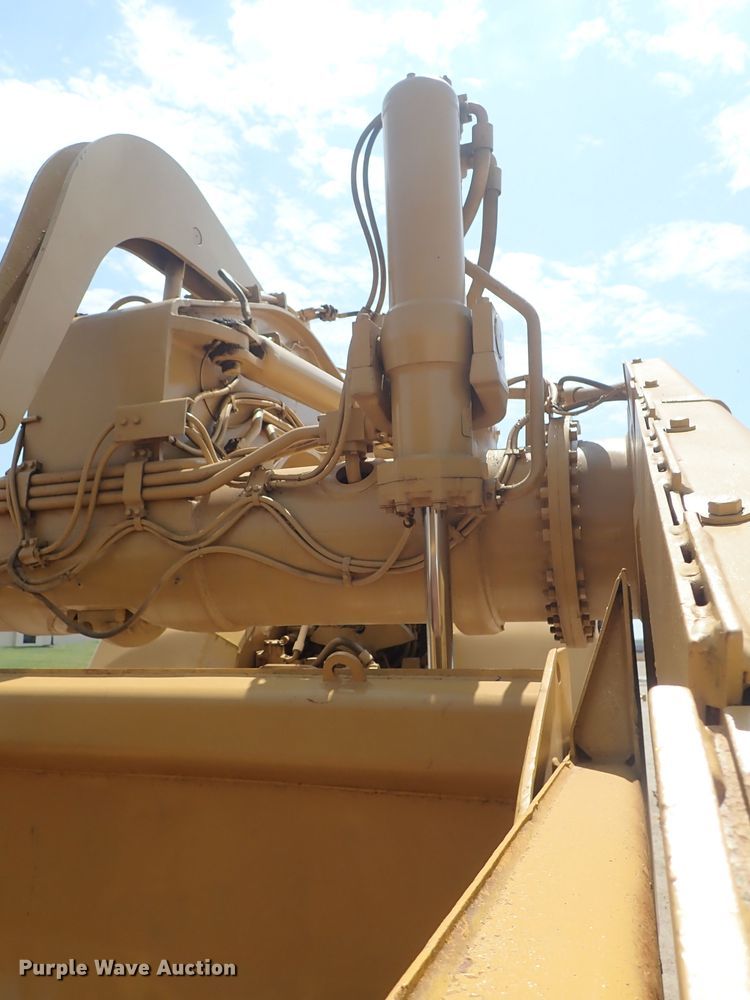 image for item DC1403 1990 Caterpillar 631E Series II conventional scraper