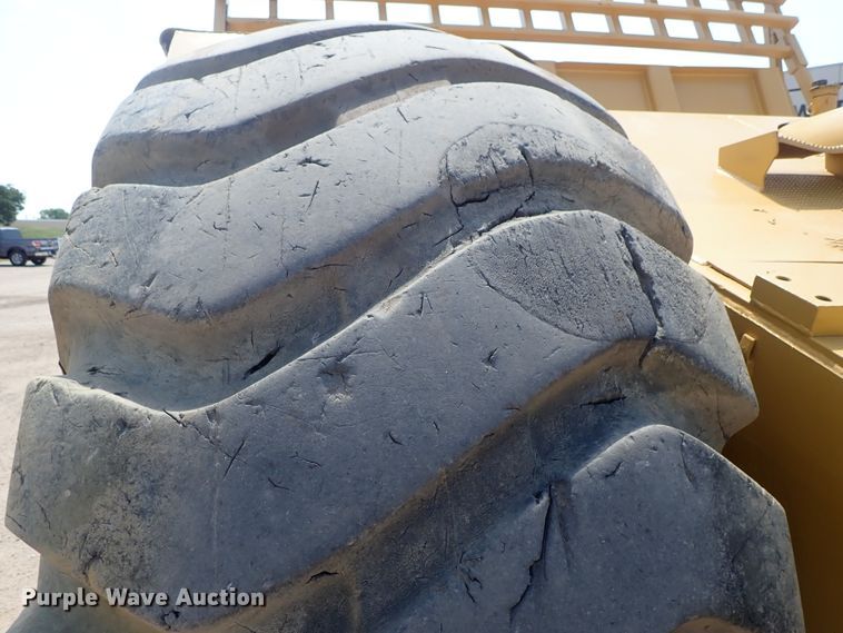 image for item DC1403 1990 Caterpillar 631E Series II conventional scraper