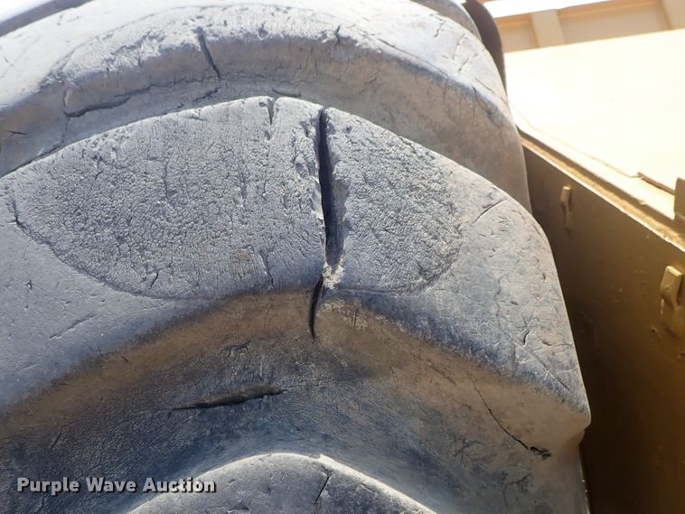 image for item DC1403 1990 Caterpillar 631E Series II conventional scraper