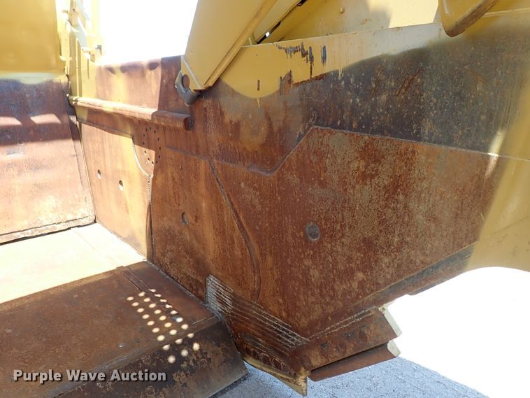 image for item DC1403 1990 Caterpillar 631E Series II conventional scraper