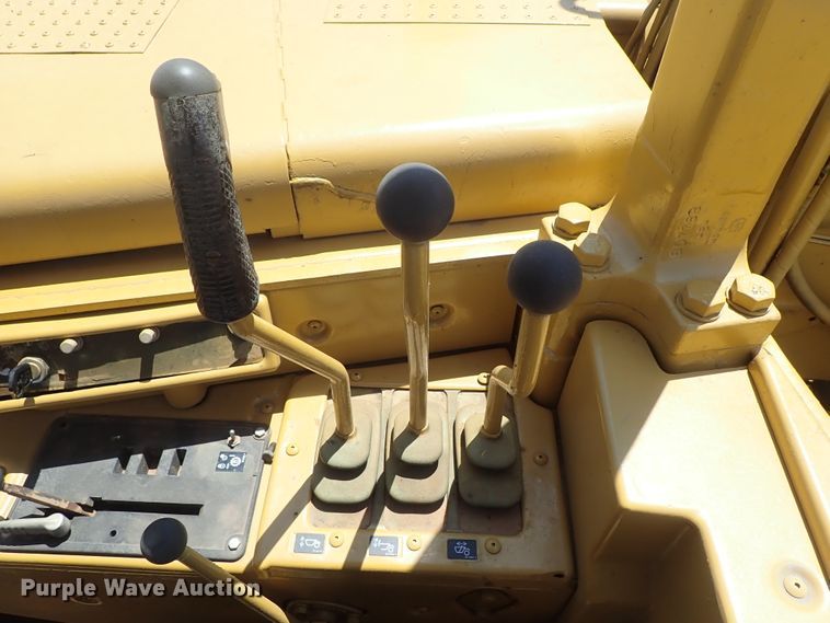 image for item DC1404 1990 Caterpillar 631E Series II conventional scraper