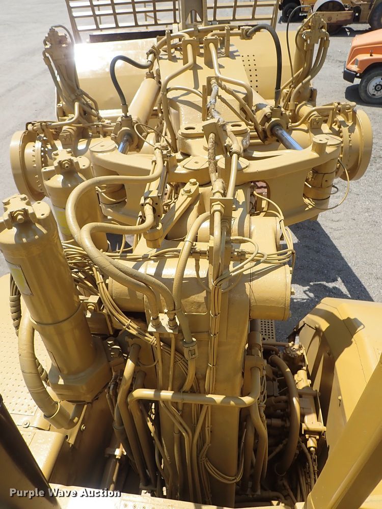 image for item DC1404 1990 Caterpillar 631E Series II conventional scraper