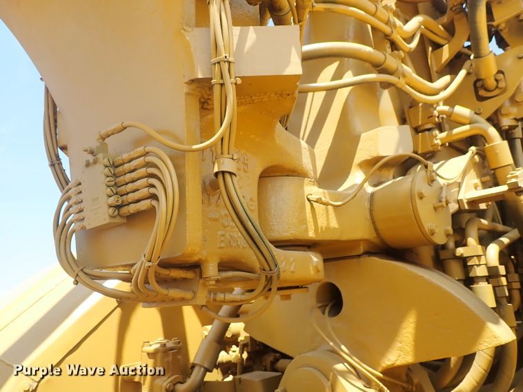 image for item DC1404 1990 Caterpillar 631E Series II conventional scraper