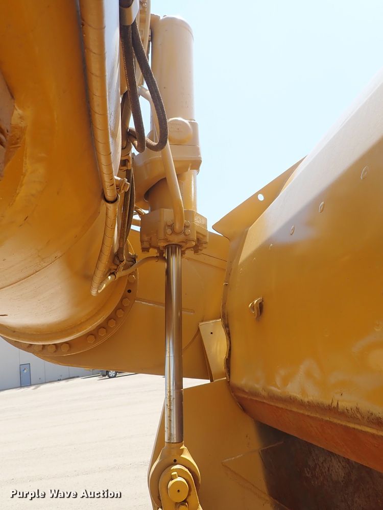 image for item DC1404 1990 Caterpillar 631E Series II conventional scraper