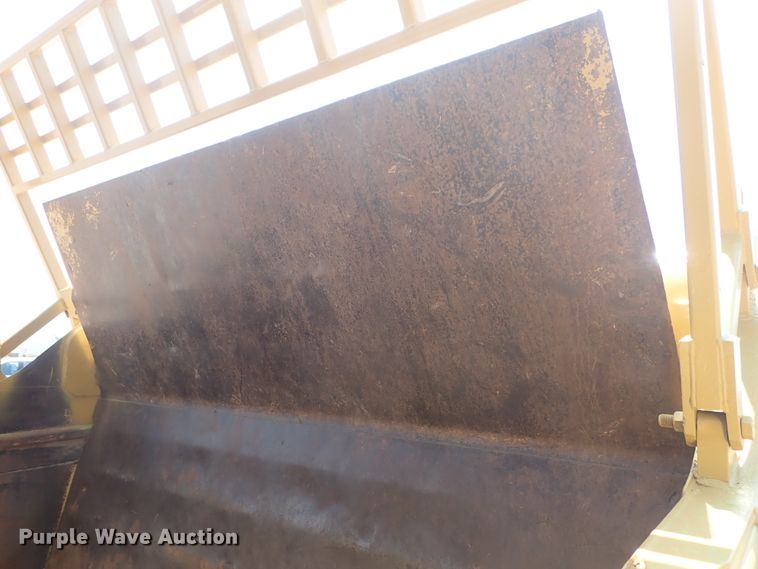 image for item DC1404 1990 Caterpillar 631E Series II conventional scraper