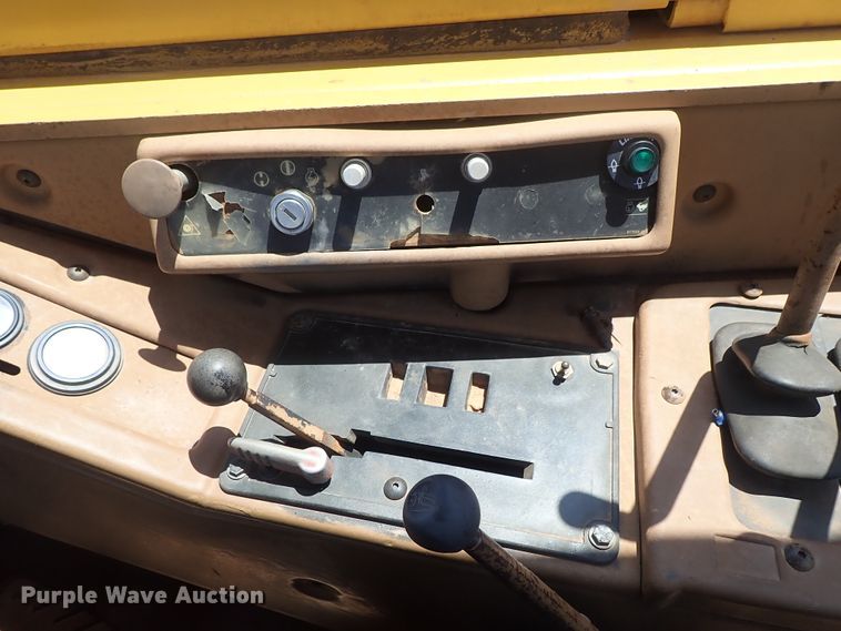 image for item DC1405 1989 Caterpillar 631E Series II conventional scraper