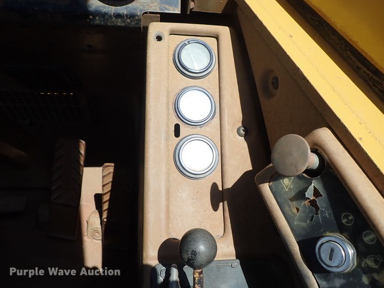 image for item DC1405 1989 Caterpillar 631E Series II conventional scraper