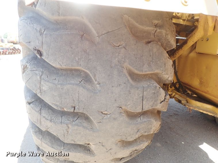 image for item DC1405 1989 Caterpillar 631E Series II conventional scraper