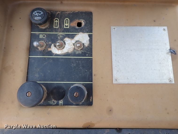 image for item DC1406 1988 Caterpillar 631E Series II conventional scraper