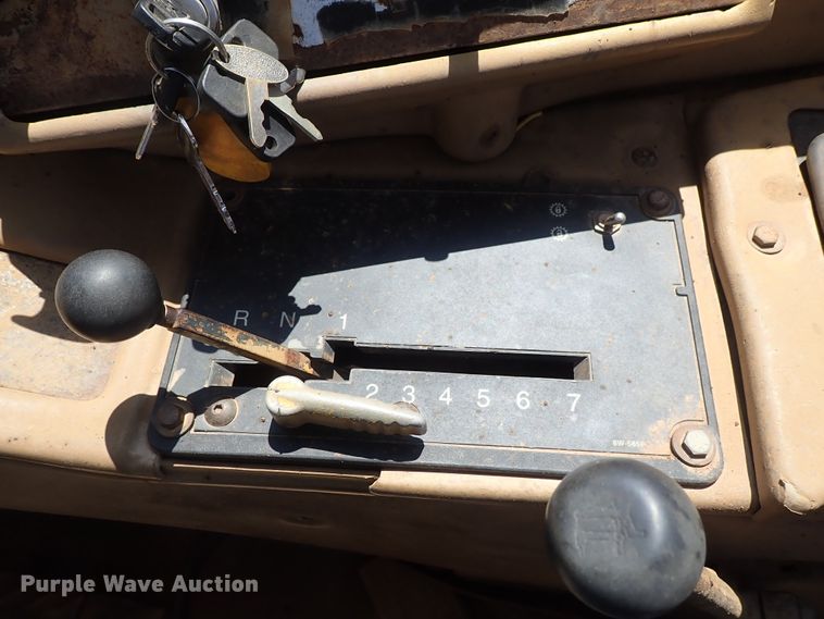 image for item DC1406 1988 Caterpillar 631E Series II conventional scraper