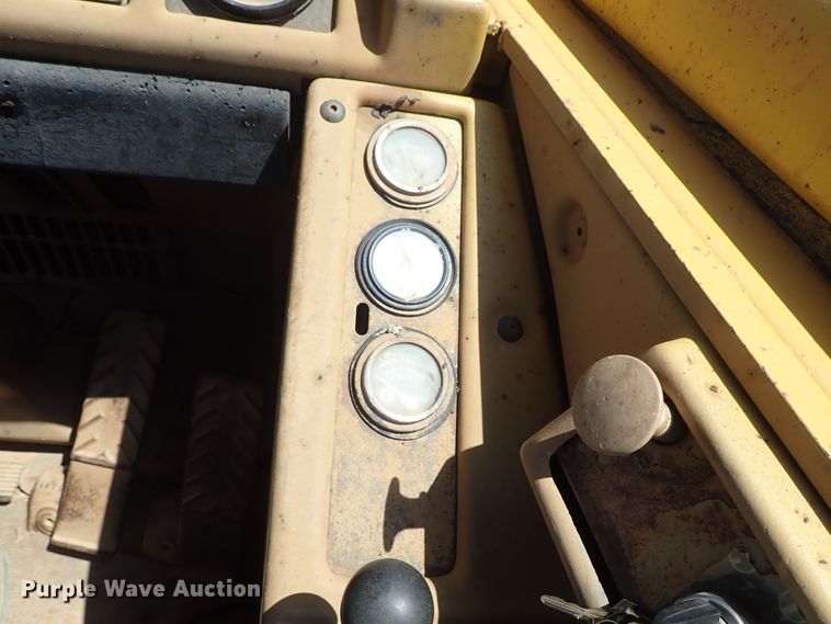 image for item DC1406 1988 Caterpillar 631E Series II conventional scraper