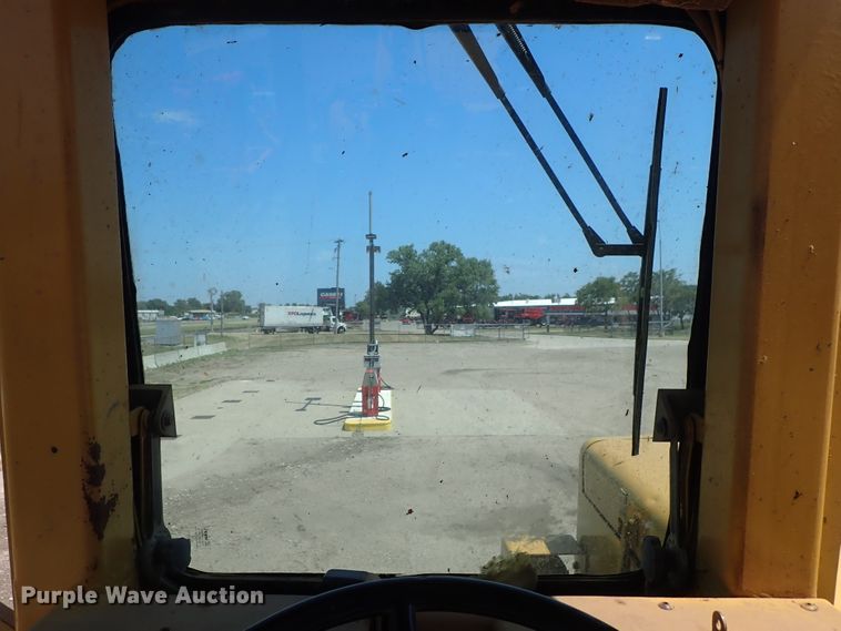 image for item DC1406 1988 Caterpillar 631E Series II conventional scraper