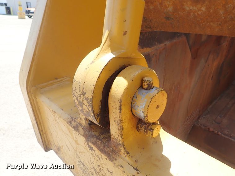 image for item DC1406 1988 Caterpillar 631E Series II conventional scraper