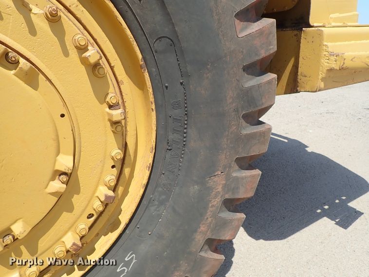 image for item DC1406 1988 Caterpillar 631E Series II conventional scraper