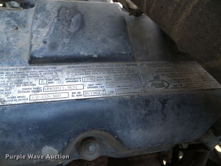 image for item DC5062 1999 Mack vacuum truck