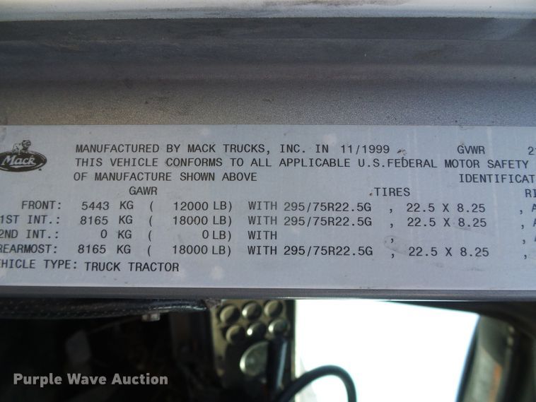 image for item DC5062 1999 Mack vacuum truck