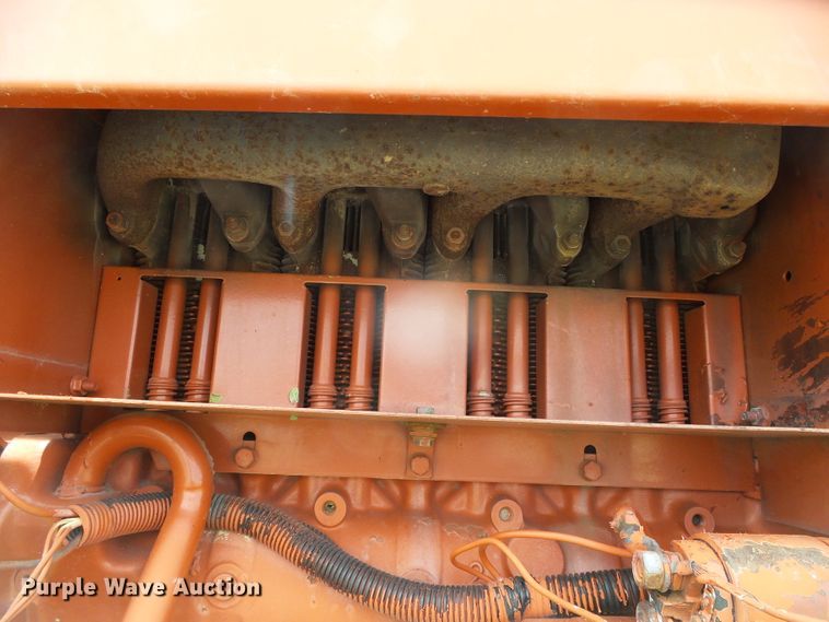 image for item DC5068 1996 Ditch Witch 7610 trencher