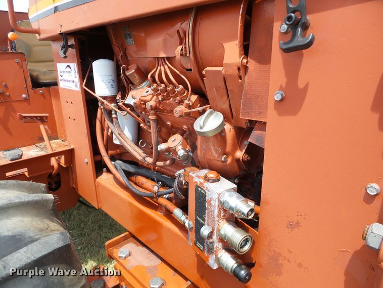 image for item DC5068 1996 Ditch Witch 7610 trencher